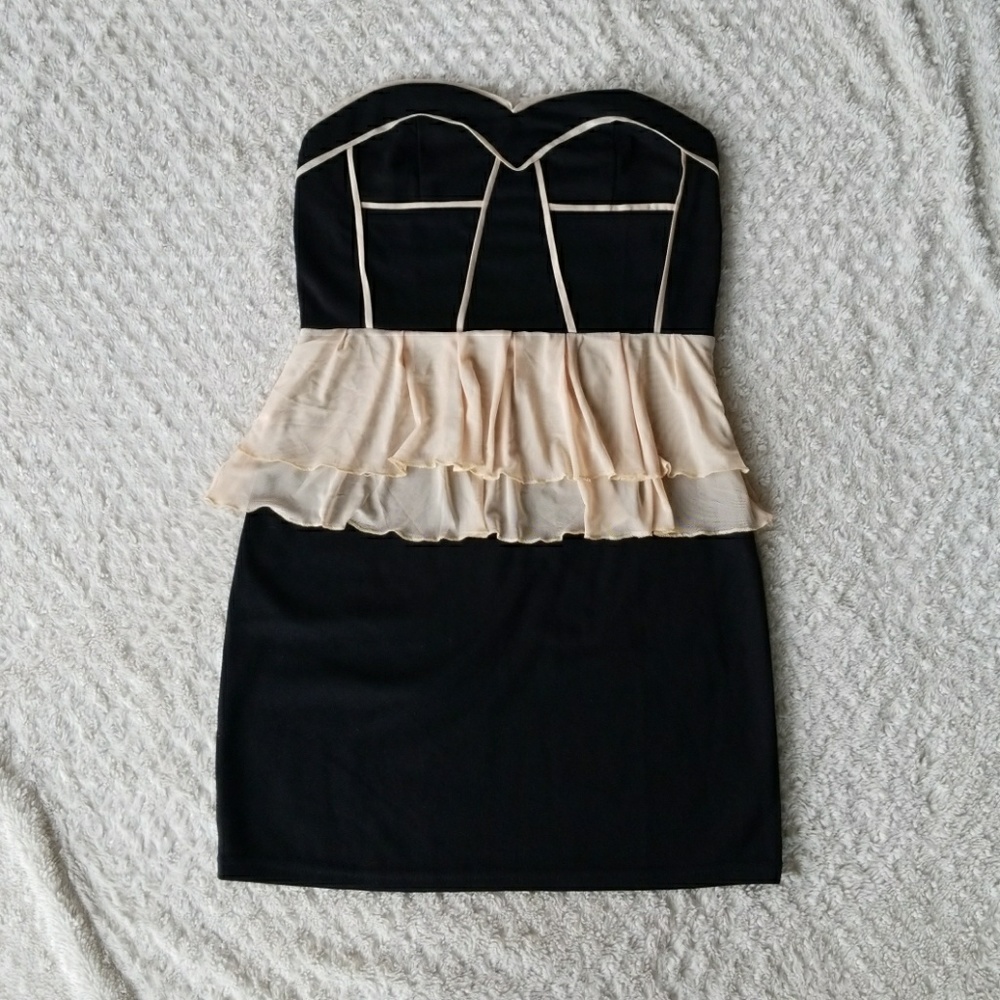 Black & Nude Strapless Mini Dress! NWT!